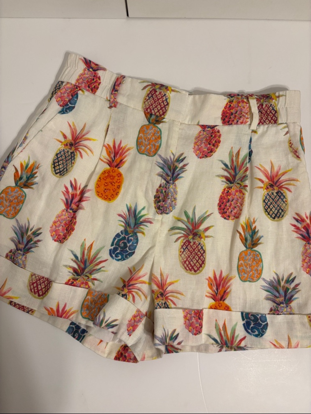 White Pineapple Print Linen Shorts - 6